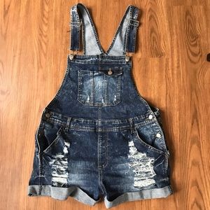 🔥 PRICE DROP FOR 1 HOUR!!🔥 Distressed Overalls
